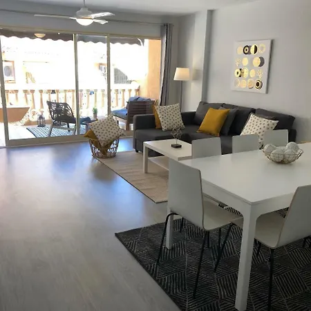 Mistral 17 * El Campello